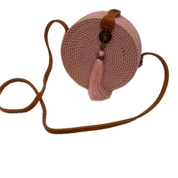Unbranded Handbags - Woven Purse Circular Pink Basket Tassel Bohemian Crossbody Snap Close Girly